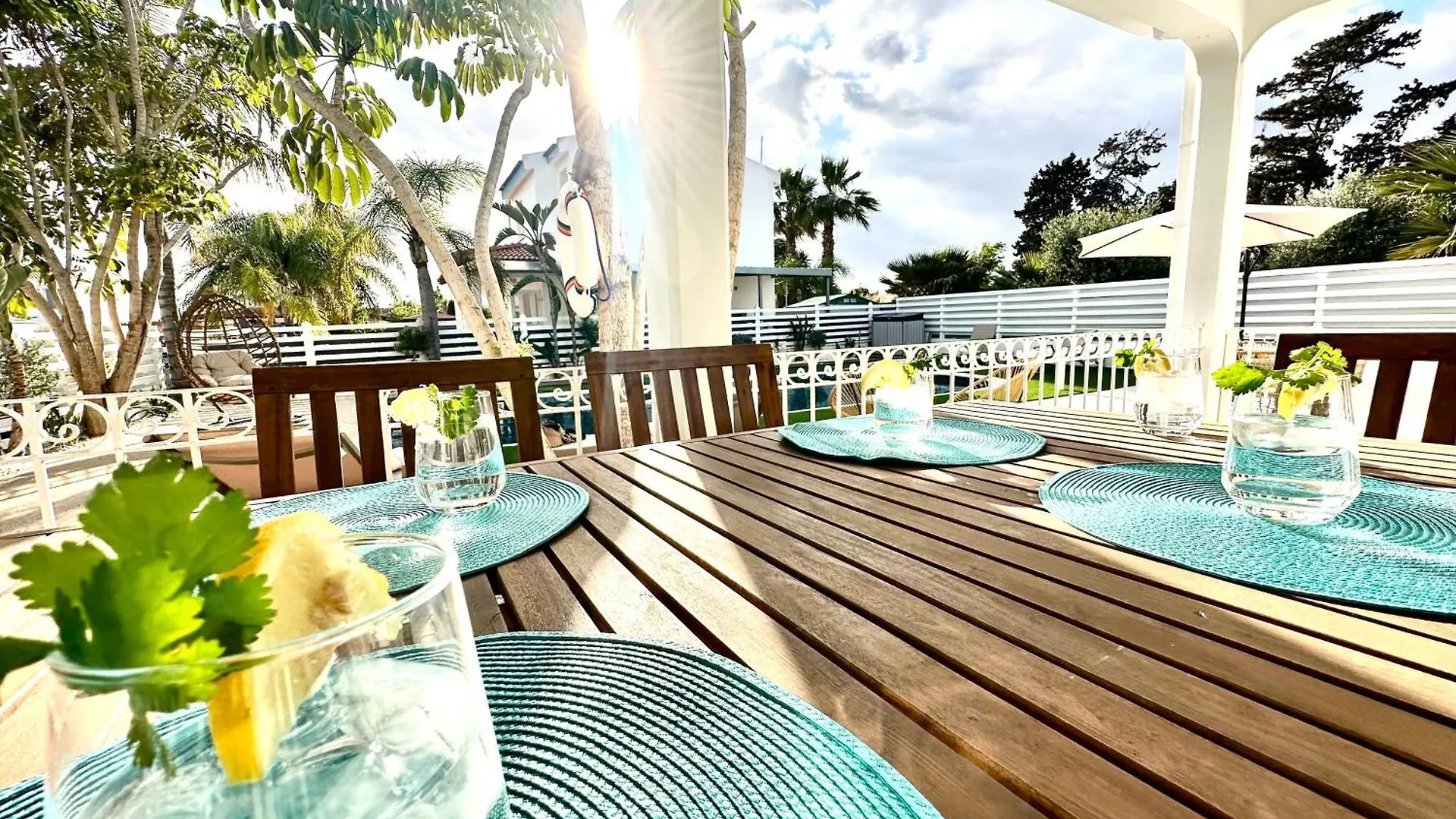 Dream Tropicana Villa - 圣纳帕
